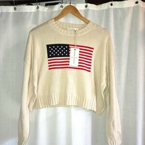 Moon & Madison NWT cropped Flag Sweater M